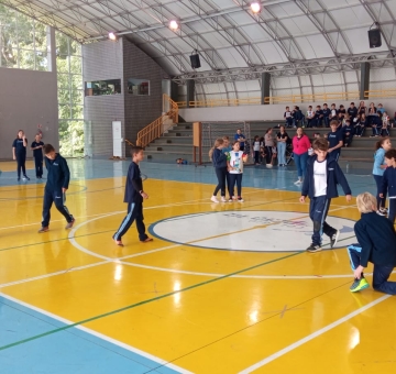 Grêmio Escolar Karl Ilg promove Interclasse para os Anos Iniciais