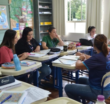 Professoras iniciam Grupo de Estudos de Matemática